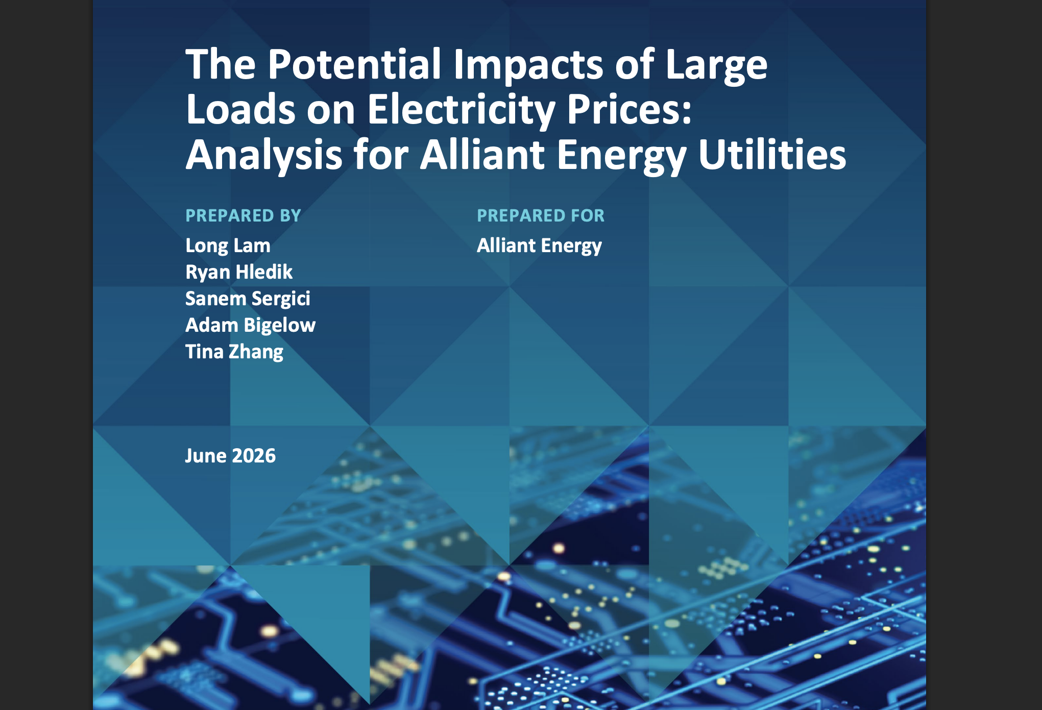 Study Examines how Data Centers and Other Large Energy Users May Affect Electricity Prices in Iowa and Wisconsin